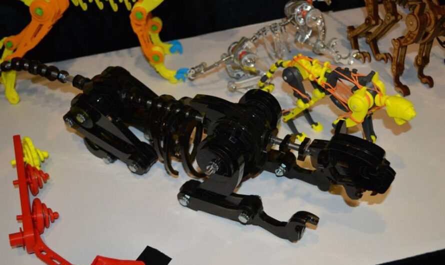 Startup insaniToy Shows Off Their Incredible 3D Printed Toys & Discusses the Future of Toy Making